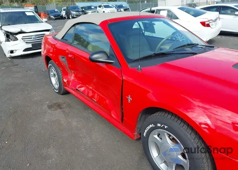 2001 Ford Mustang из США, поврежденный, VIN 1FAFP44481F180195